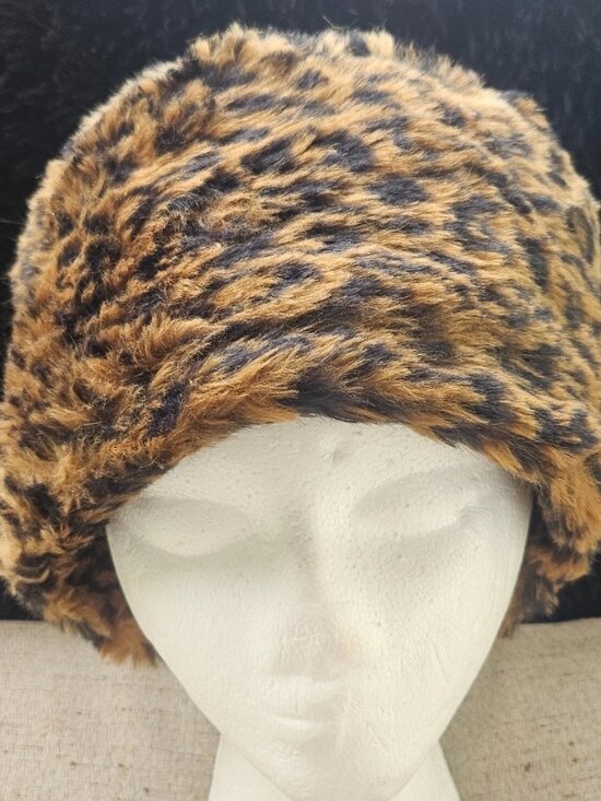 Women Hat Faux Fur Brown Cap Roud Winter Warm Russian Hat unbranded One size main image 5